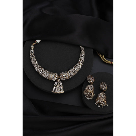 SWABHIMANN Gold Victorian Polki Hasli White Necklace with Earrings