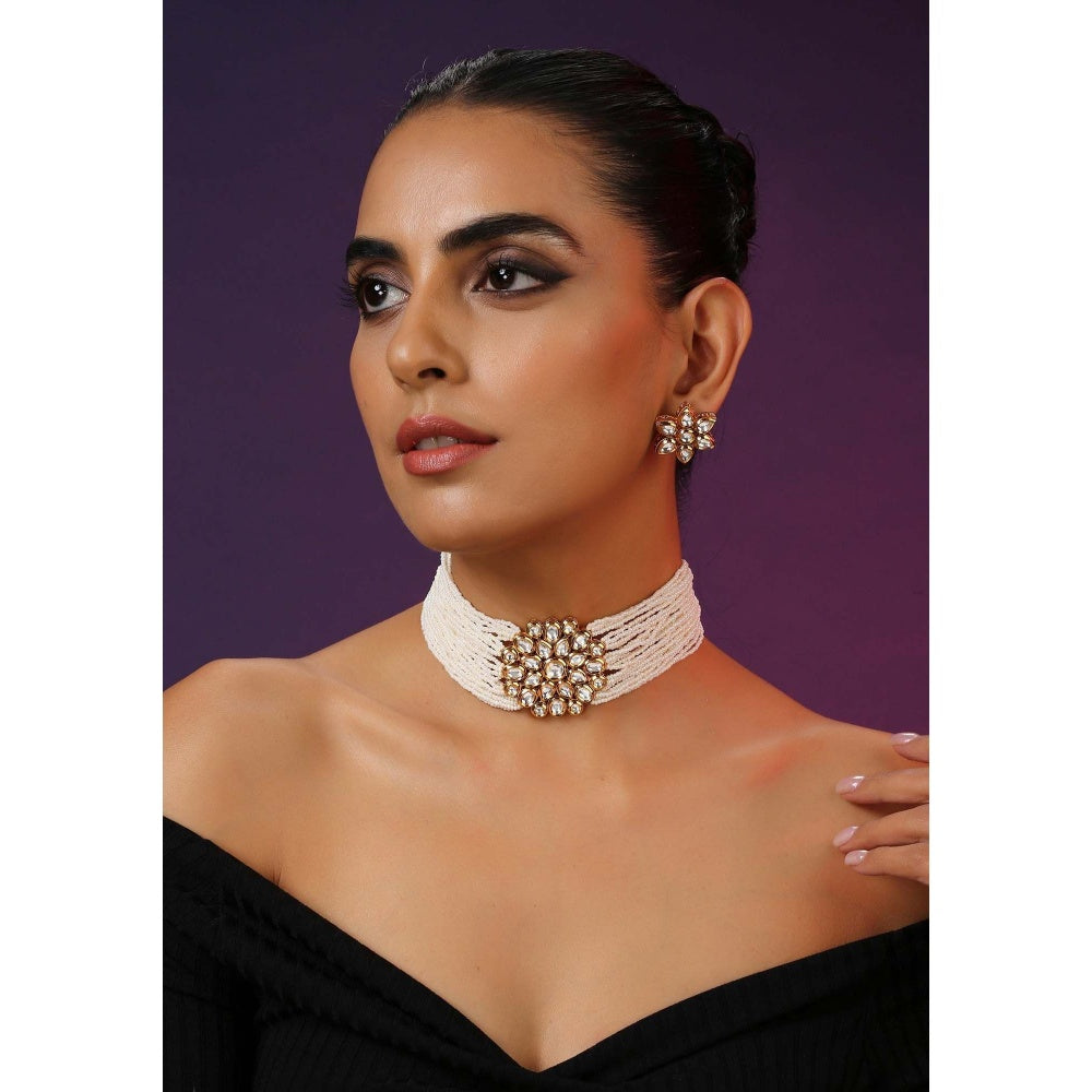 SWABHIMANN Kaysha White Kundan and Pearl Choker Set