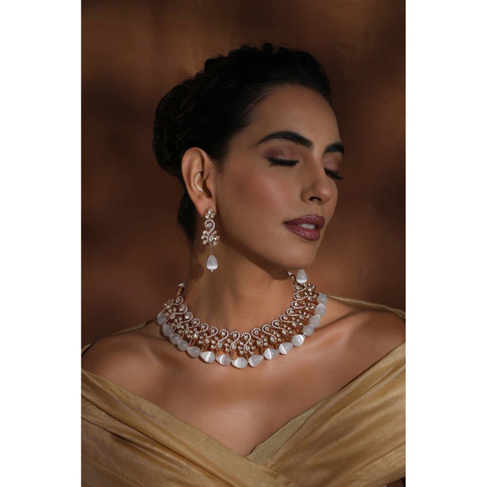 SWABHIMANN Zarna White Polki Necklace Set