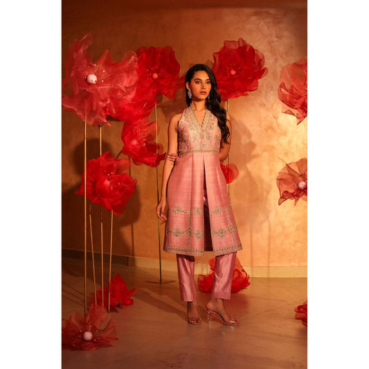 SWATHI VELDANDI Calming Cameo Pink Embroided Kurta with Pant (Set of 2)