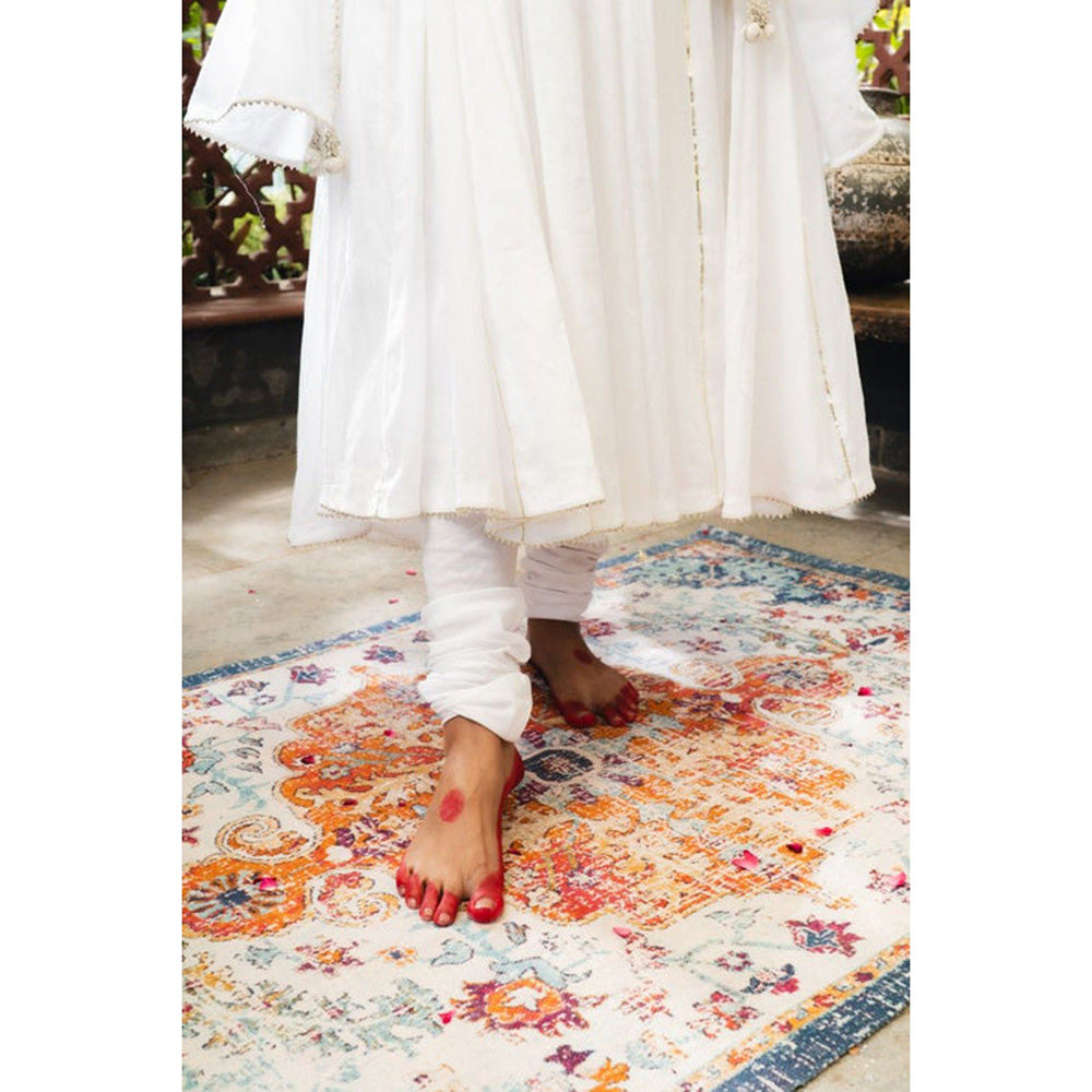 Taraasi Chaand Bibi' White Mulmul Cotton Anarkali