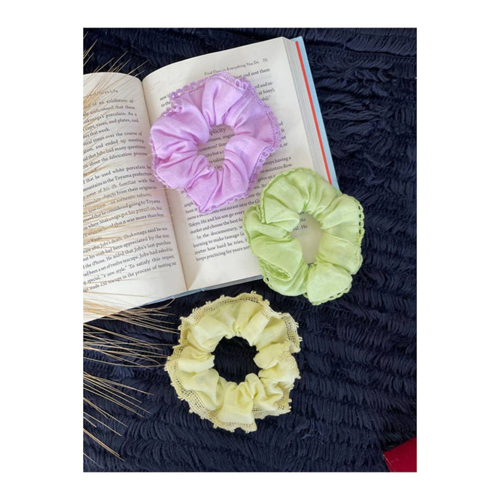 Taraasi Zero Waste Mulmul Scrunchies (Pack of 3)