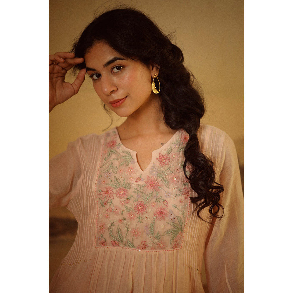 Tatwa Designs Ivory Pink Vineyard Kurta (Set of 3)