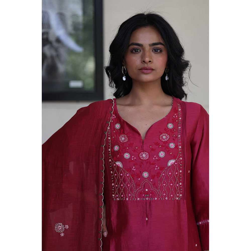Tatwa Designs Magenta Pink Glass Beaded Kurta with Pant & Dupatta (Set of 3)