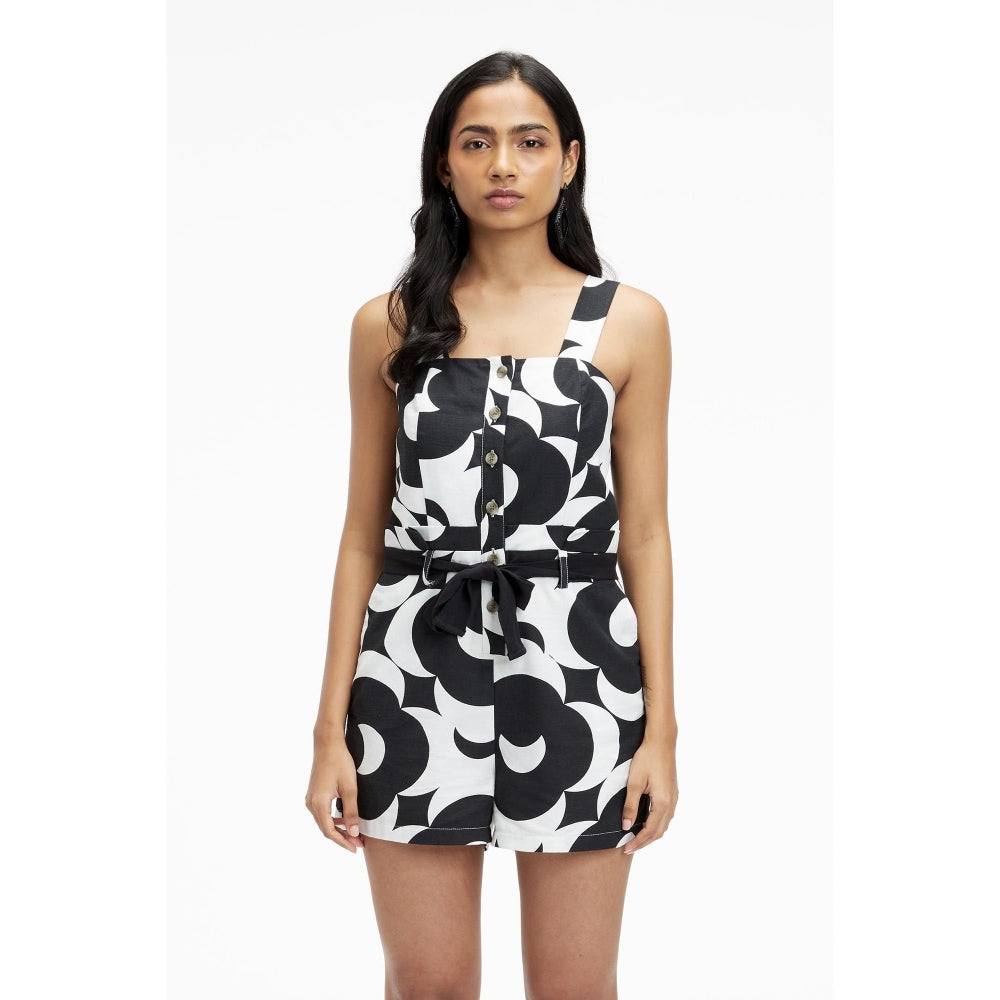 TERRA LUNA Noa White Playsuit with Belt (Set of 2)