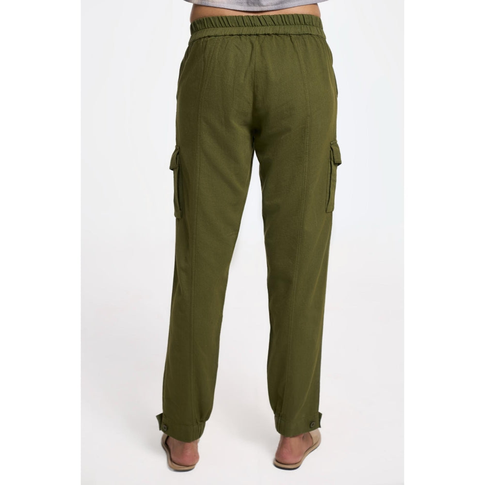 TERRA LUNA Women's Olive Cargo Solid Pant