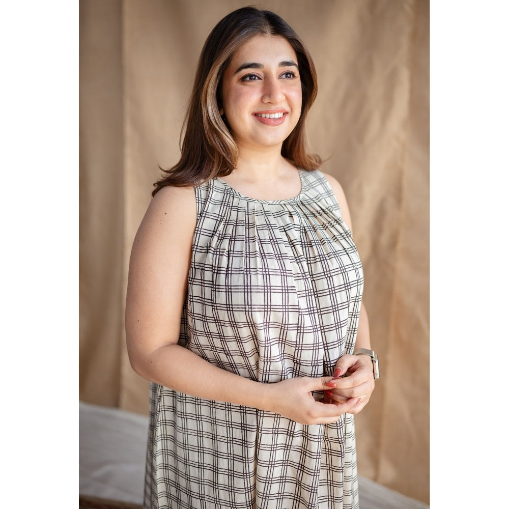 The Indian Ethnic Co. Off White Fakira Mul Dress
