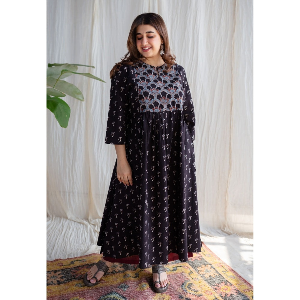 The Indian Ethnic Co. Ajrakh Cotton Kurta