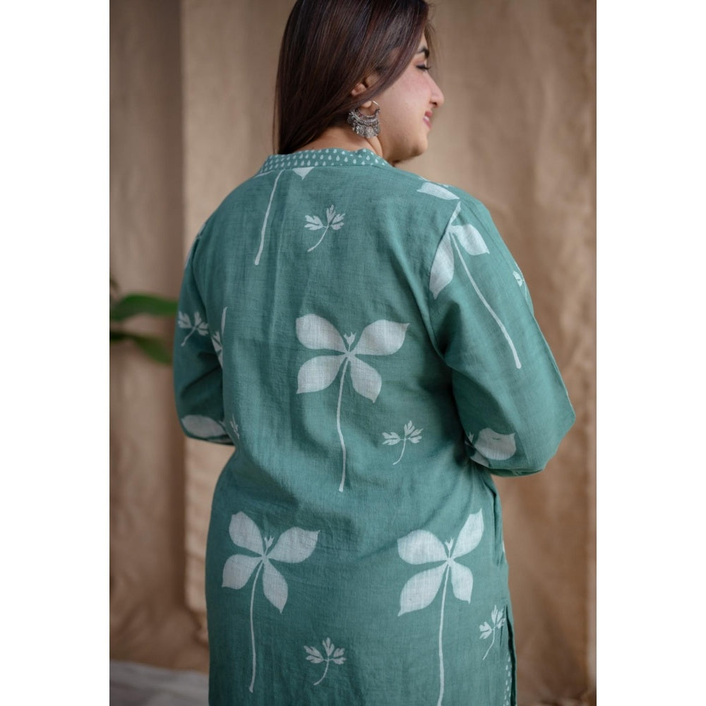 The Indian Ethnic Co. Green Straight Dabu Slub Cotton Printed Kurta with Palazzo (Set of 2)