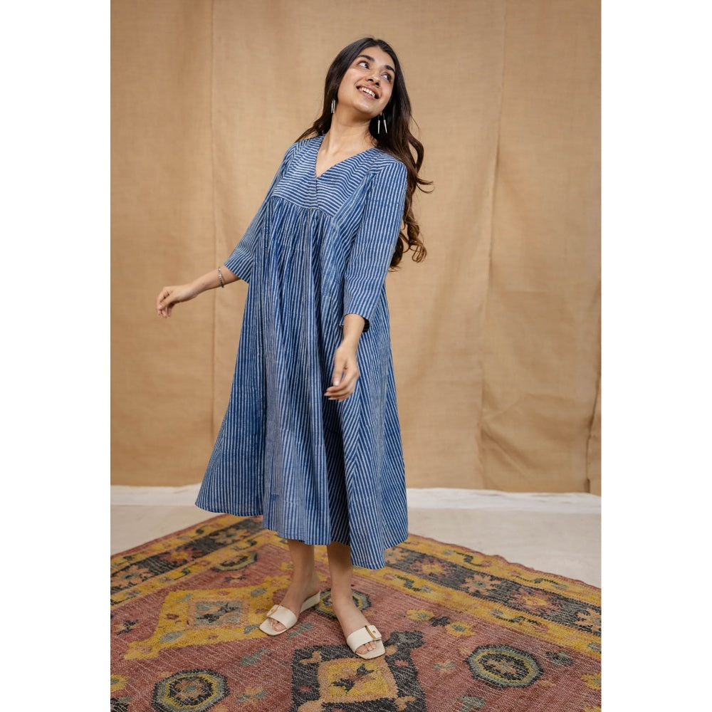 The Indian Ethnic Co. Blue A-Line Dabu Printed Cotton Dress With V Neck
