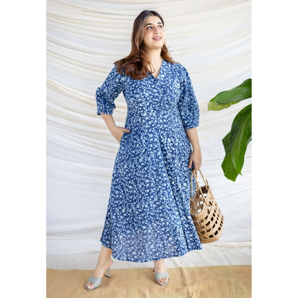 The Indian Ethnic Co. Blue A-Line Dabu Printed Cotton Dress With V Neck