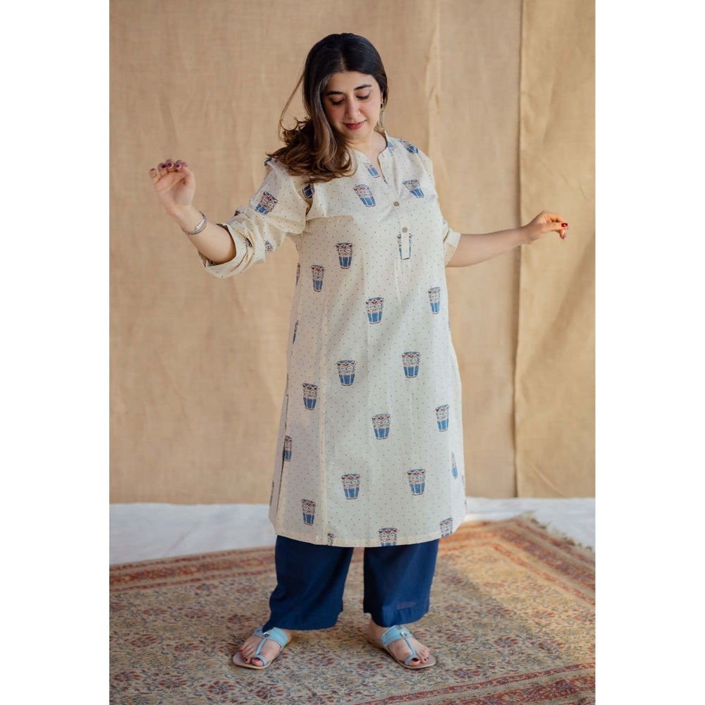 The Indian Ethnic Co. Off White Straight Ajrakh Hand Block Printed Cotton Kurta