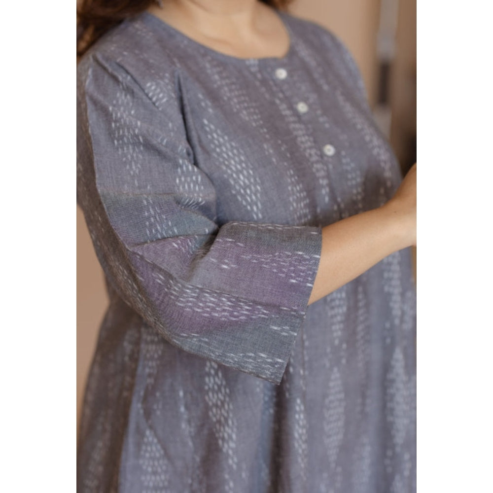 The Indian Ethnic Co. Alizah Grey Handloom Ikkat Cotton Jhabba Kali Kurta