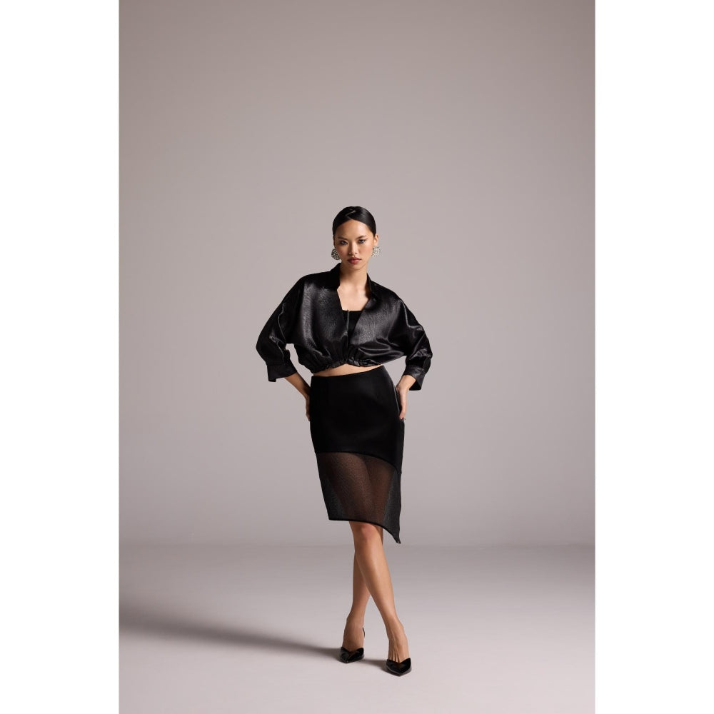 The Dapper Lady Black Sienna Crop Shirt