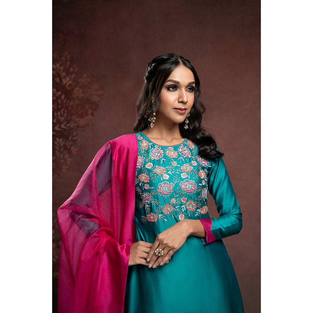 THE AARYA Green Handwoven Chanderi Embroidered Kurta (Set of 3)