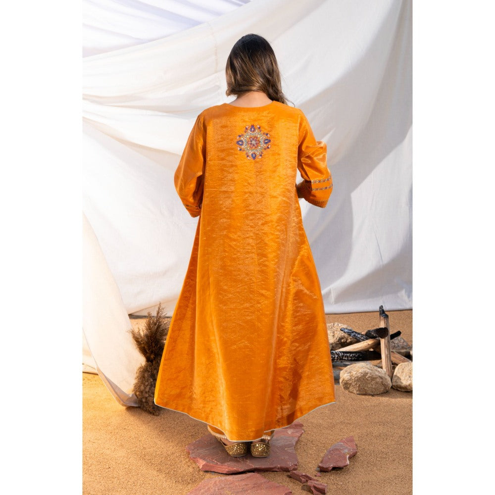The White Tree Studio Rust Handloom Zari Embroidered Kurta with Pant & Inner (Set of 3)