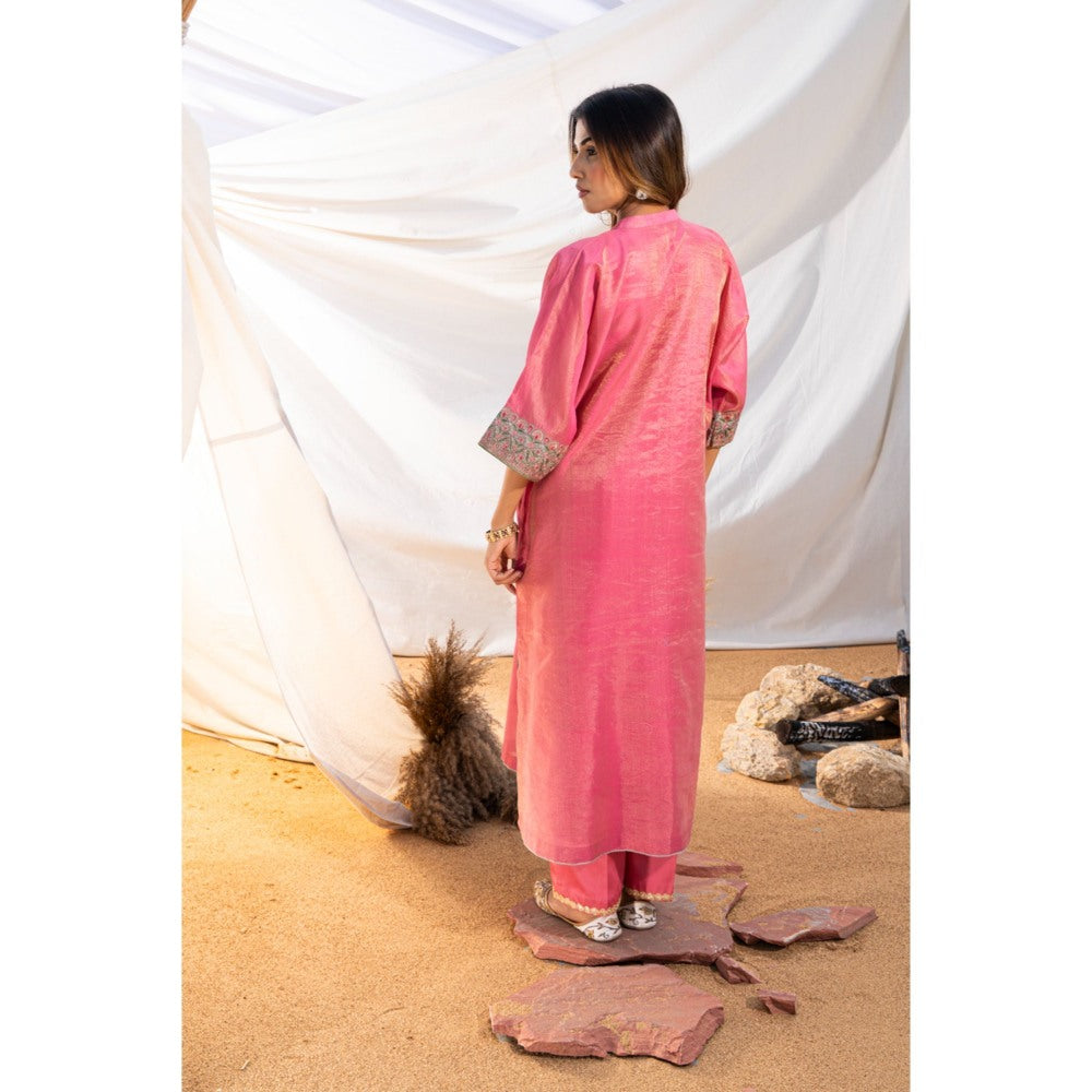 The White Tree Studio Pink Handloom Zari Embroidered Kurta with Pant & Inner (Set of 3)