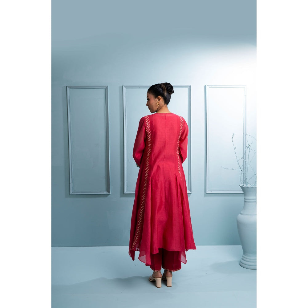 The White Tree Studio Pink Kalidas Kurta with Inner, Pant and Dupatta (Set of 4)