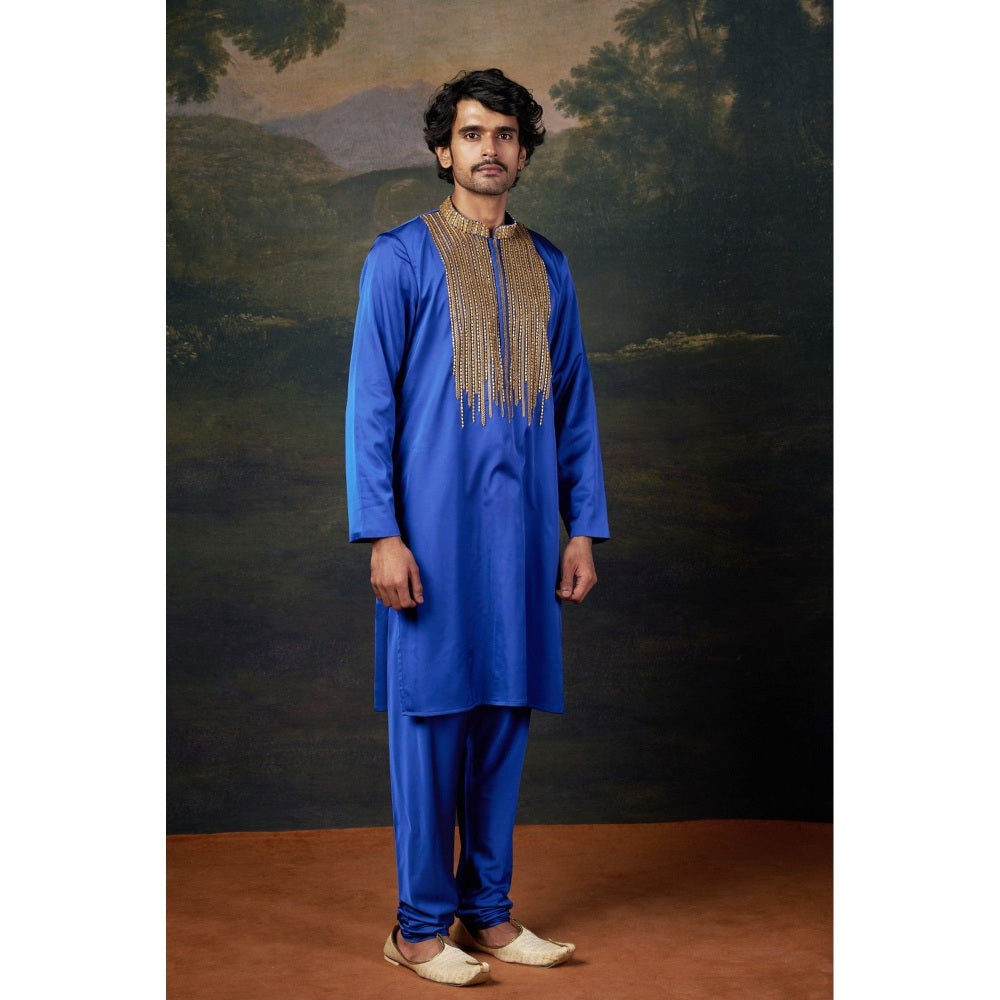 THETAA Men Royal Blue Antique Hand-Embroidered Kurta with Churidar