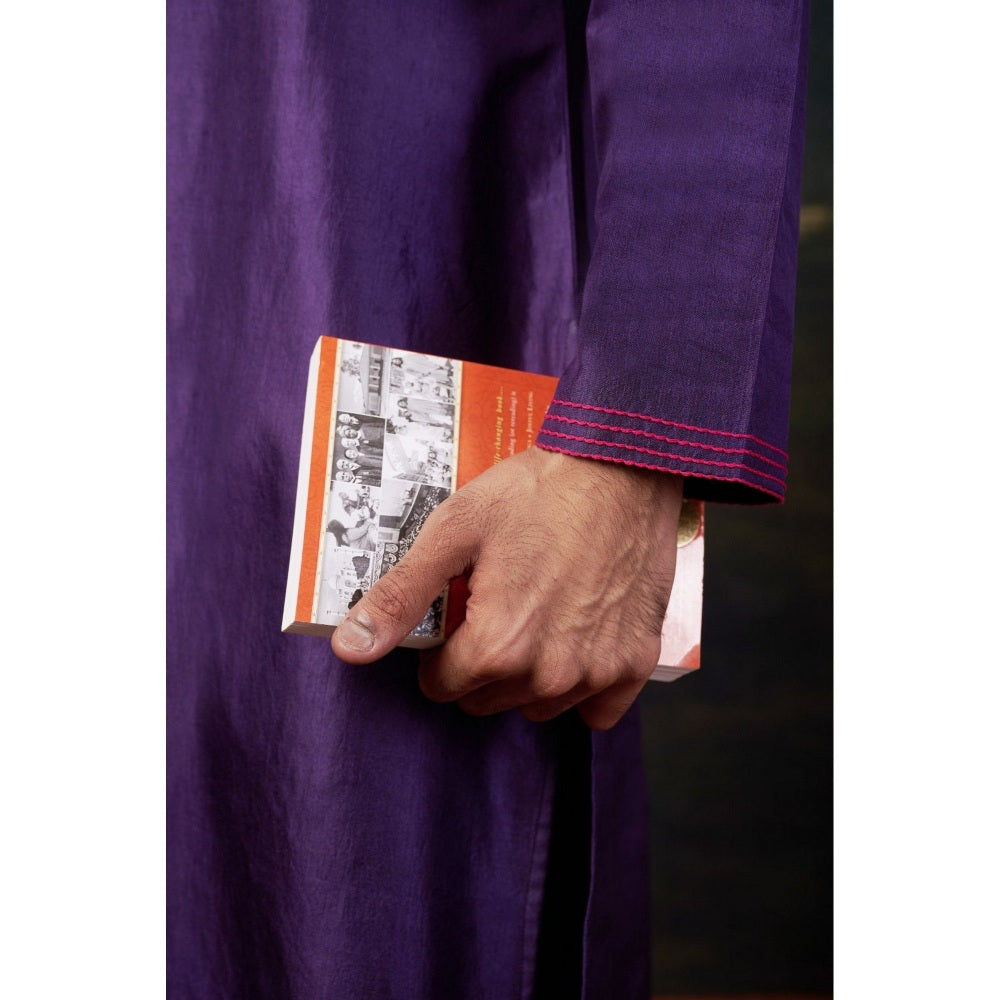 THETAA Men Purple Embroidered Kurta with Pyjama