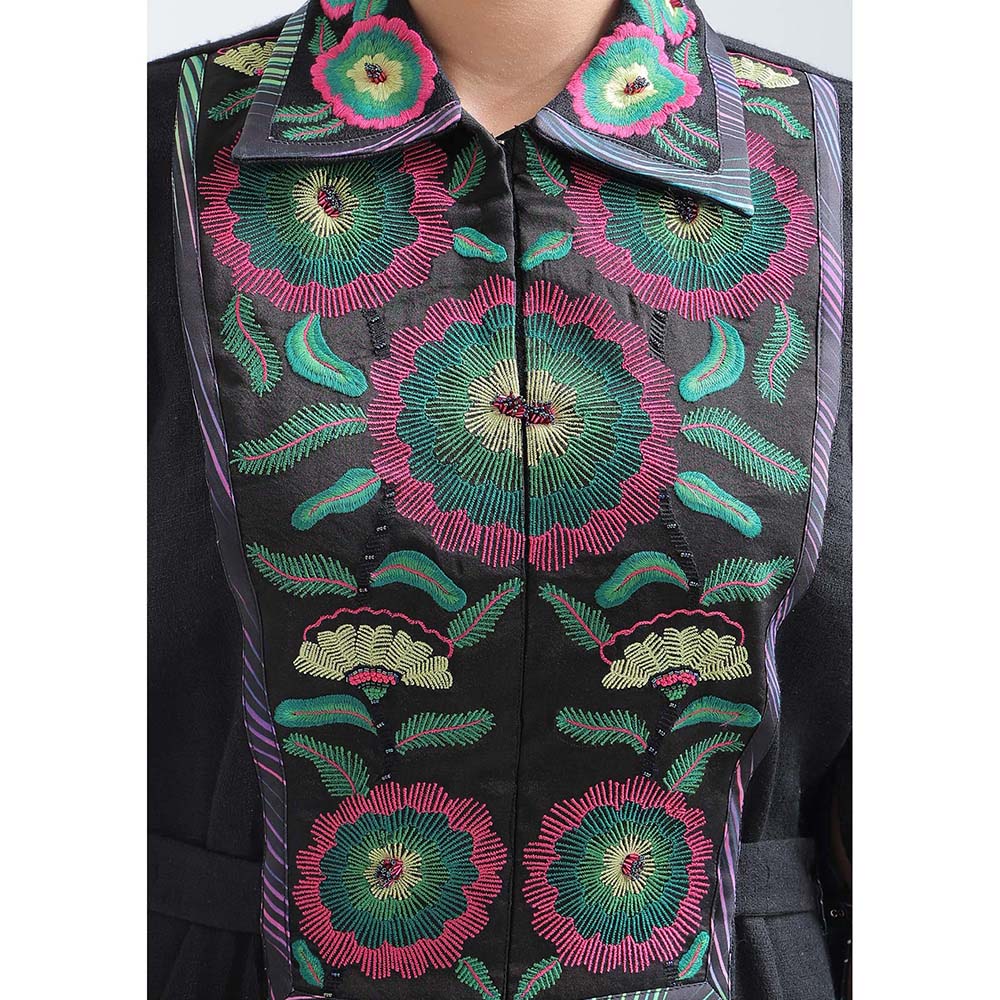 THE SILK LOVE Kohl Black Yoke Dress