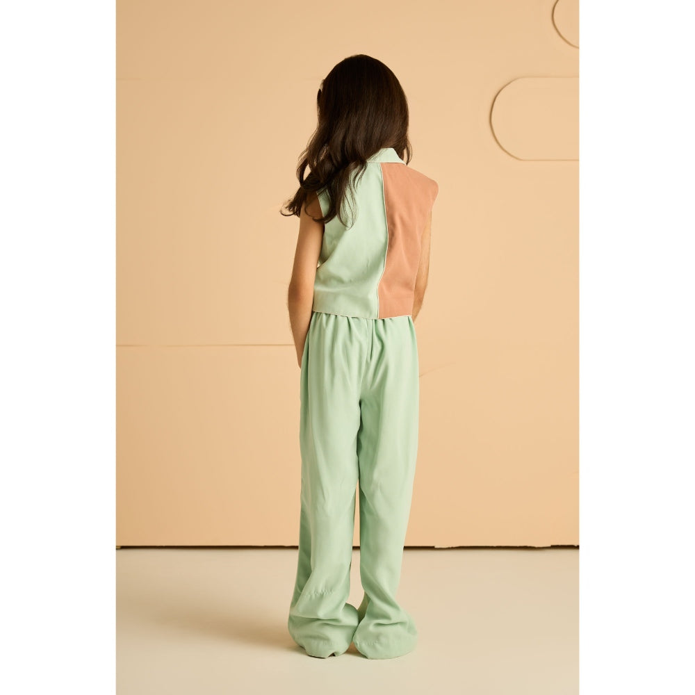 Tilsim by Sagarika Mehrotra Girls Woodland Hare Co-Ord Green (Set of 2)