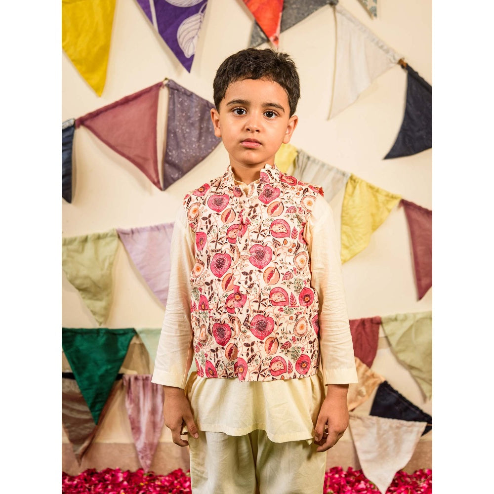 Tilsim by Sagarika Mehrotra Anar Ratna Printed Jacket with Kurta and Pyjama (Set of 3)