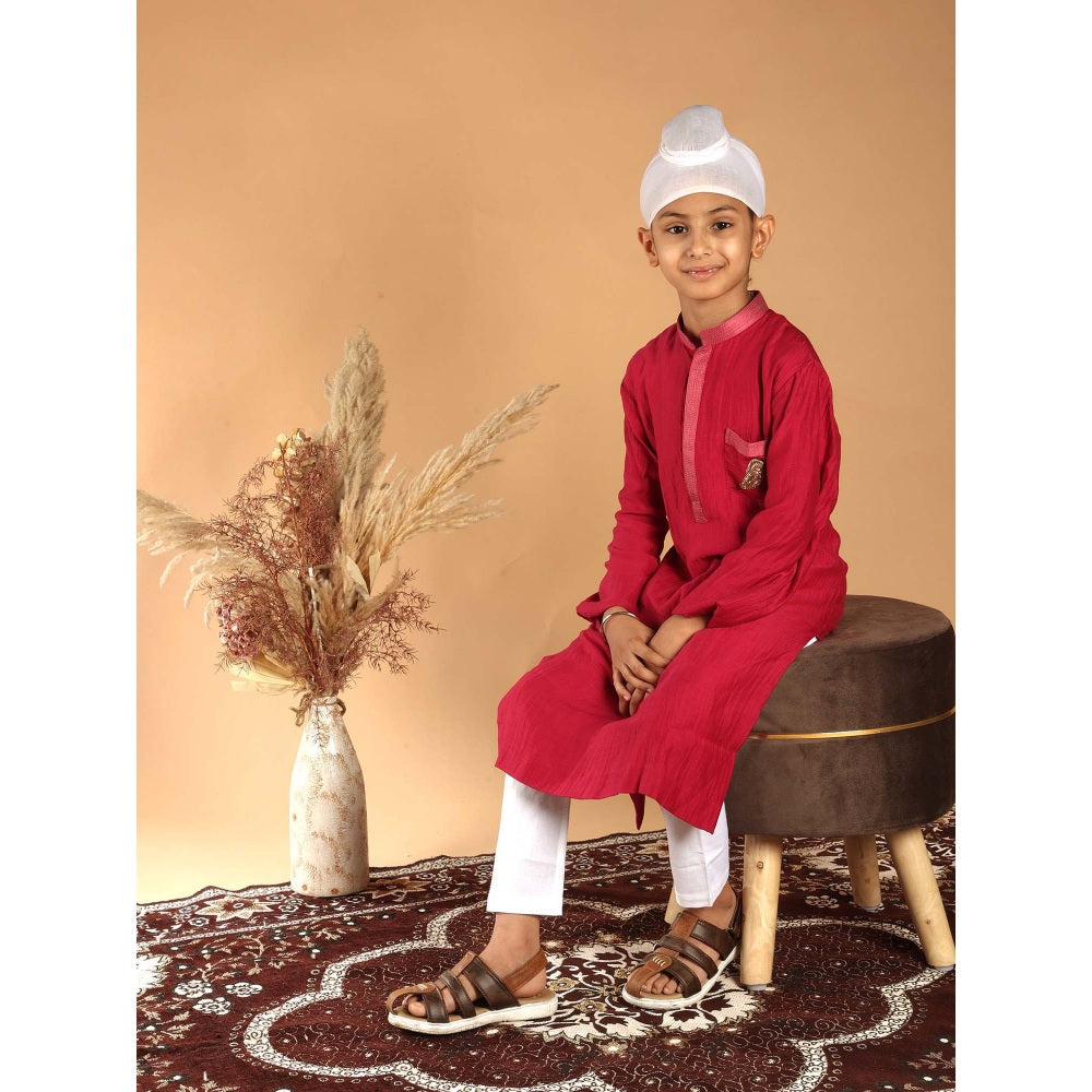 Tilsim by Sagarika Mehrotra Gulnaar Red Hand Embroidery Kurta And Pyjama