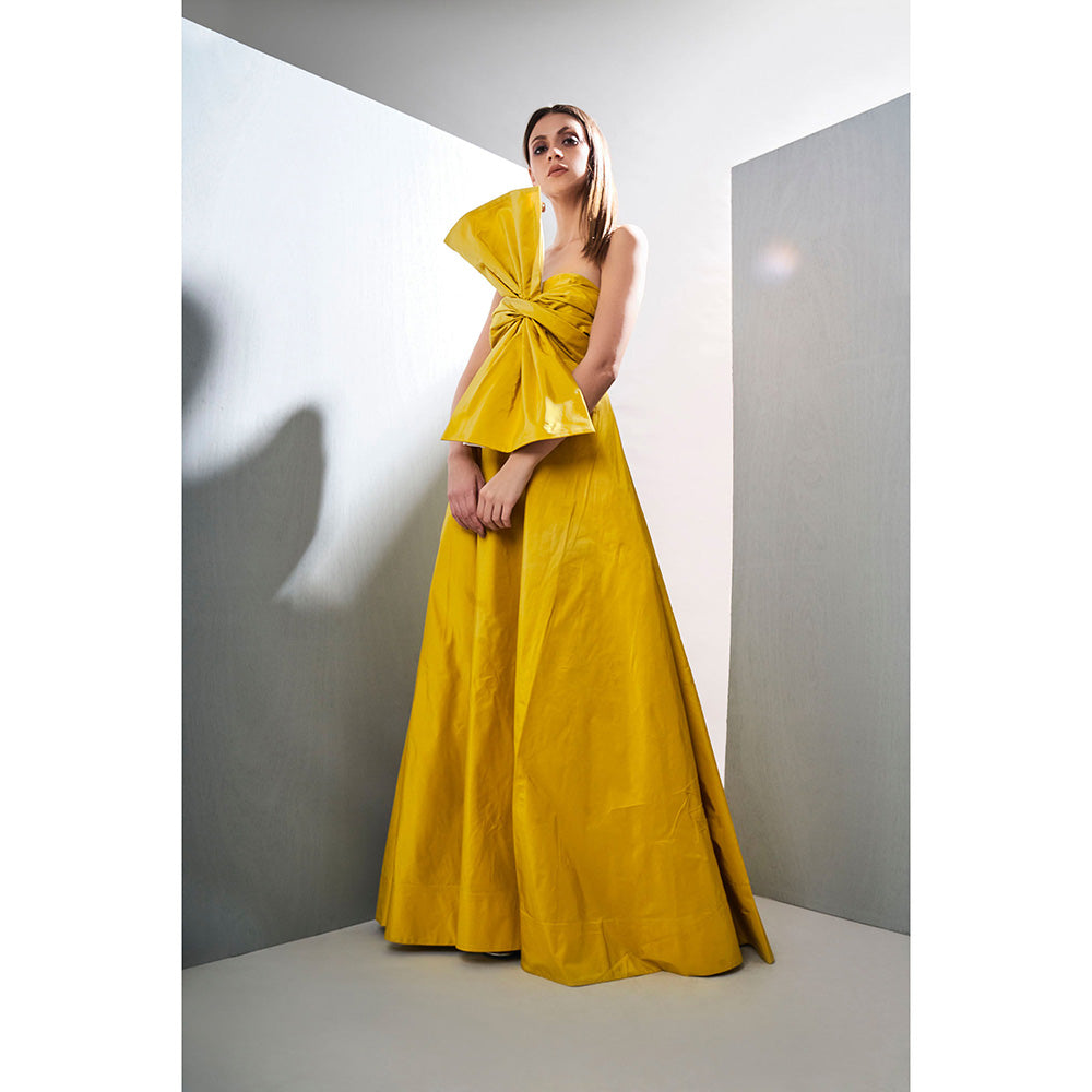 TISHARTH BY SHIVANI Yellow Taffeta Silk Gown