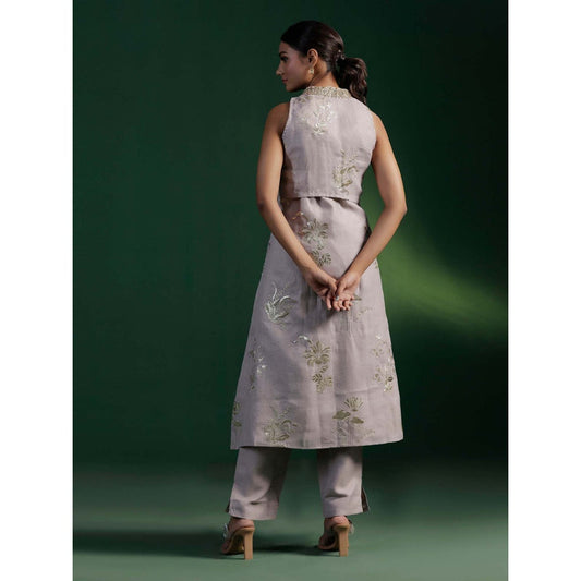"Two Sisters" by Gyans Grey Jute Cotton Kurta With Pant And Golden Zardozi Jacket (Set of 3)
