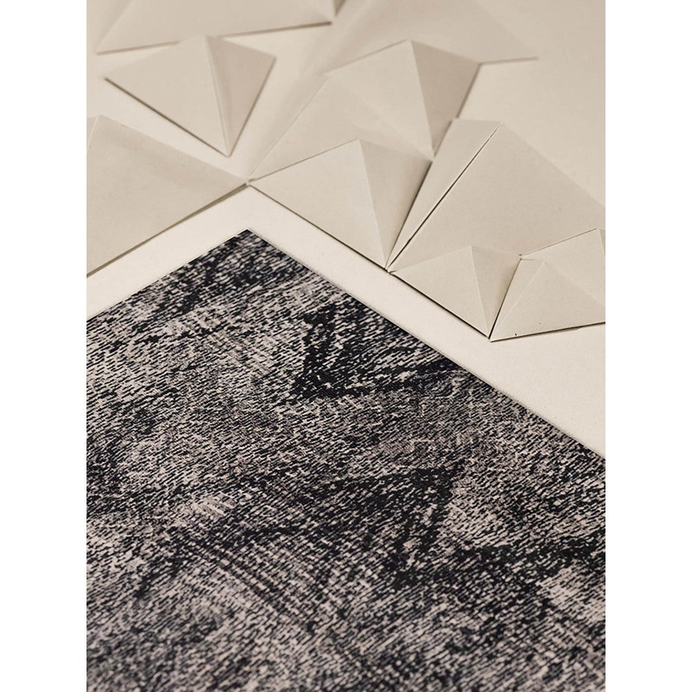 UNALLUME BY NISHA Black Printed Pocket Square