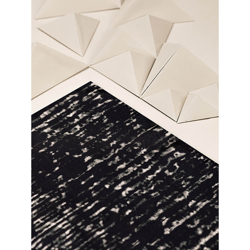 UNALLUME BY NISHA Black Printed Pocket Square