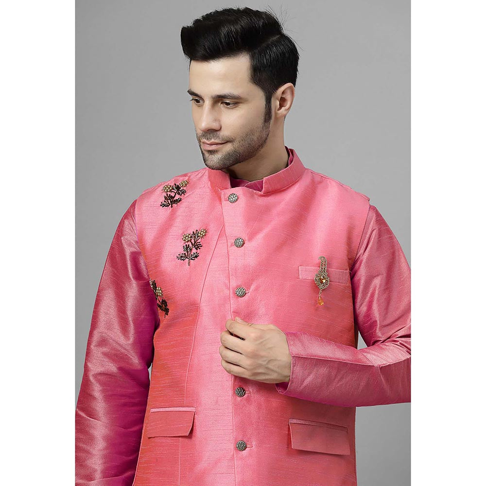 UTSAV FASHION Men Floral Regular Beads and Stones Kurta with Pant and Jacket