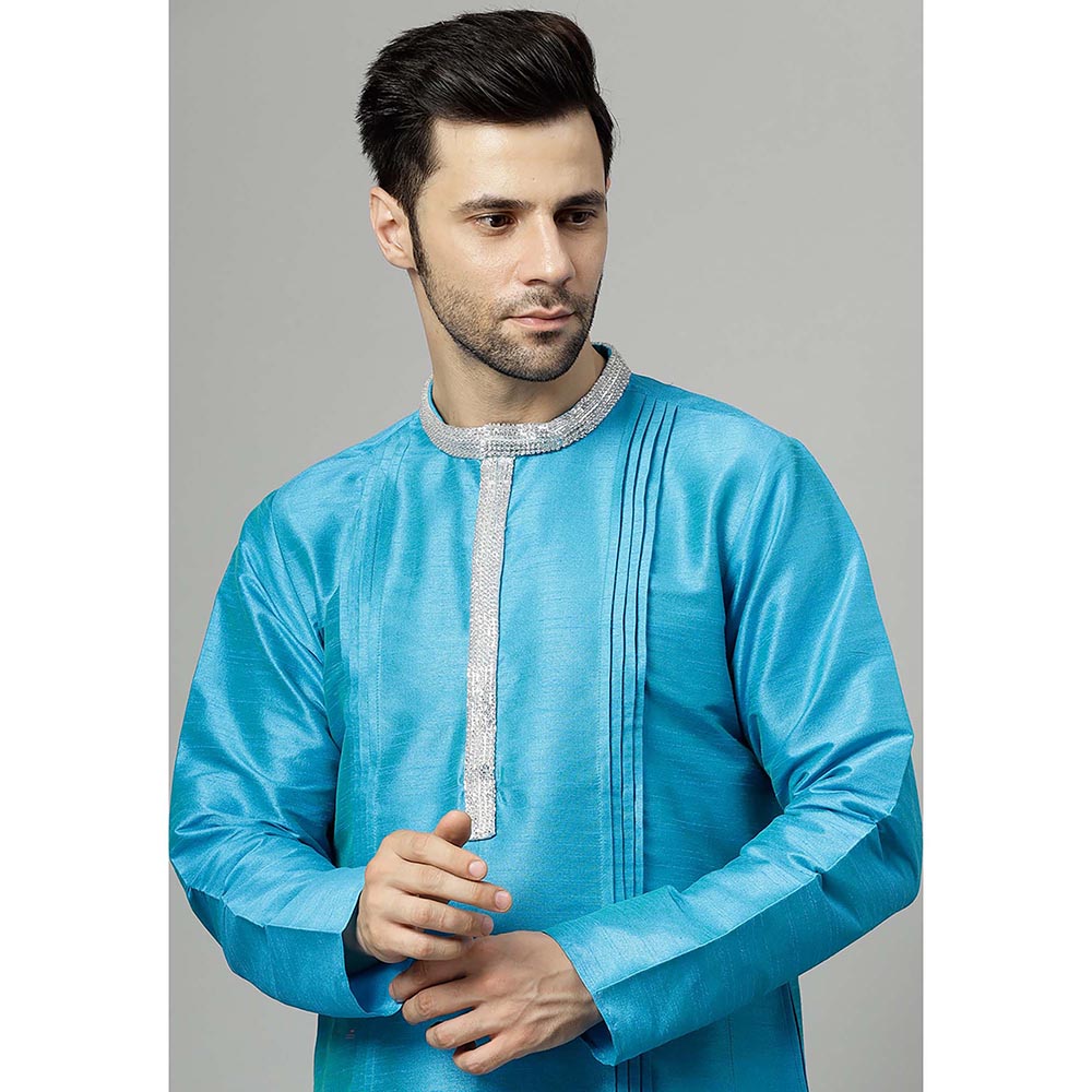 UTSAV FASHION Mandarin Collar Pleated Kurta and Pant