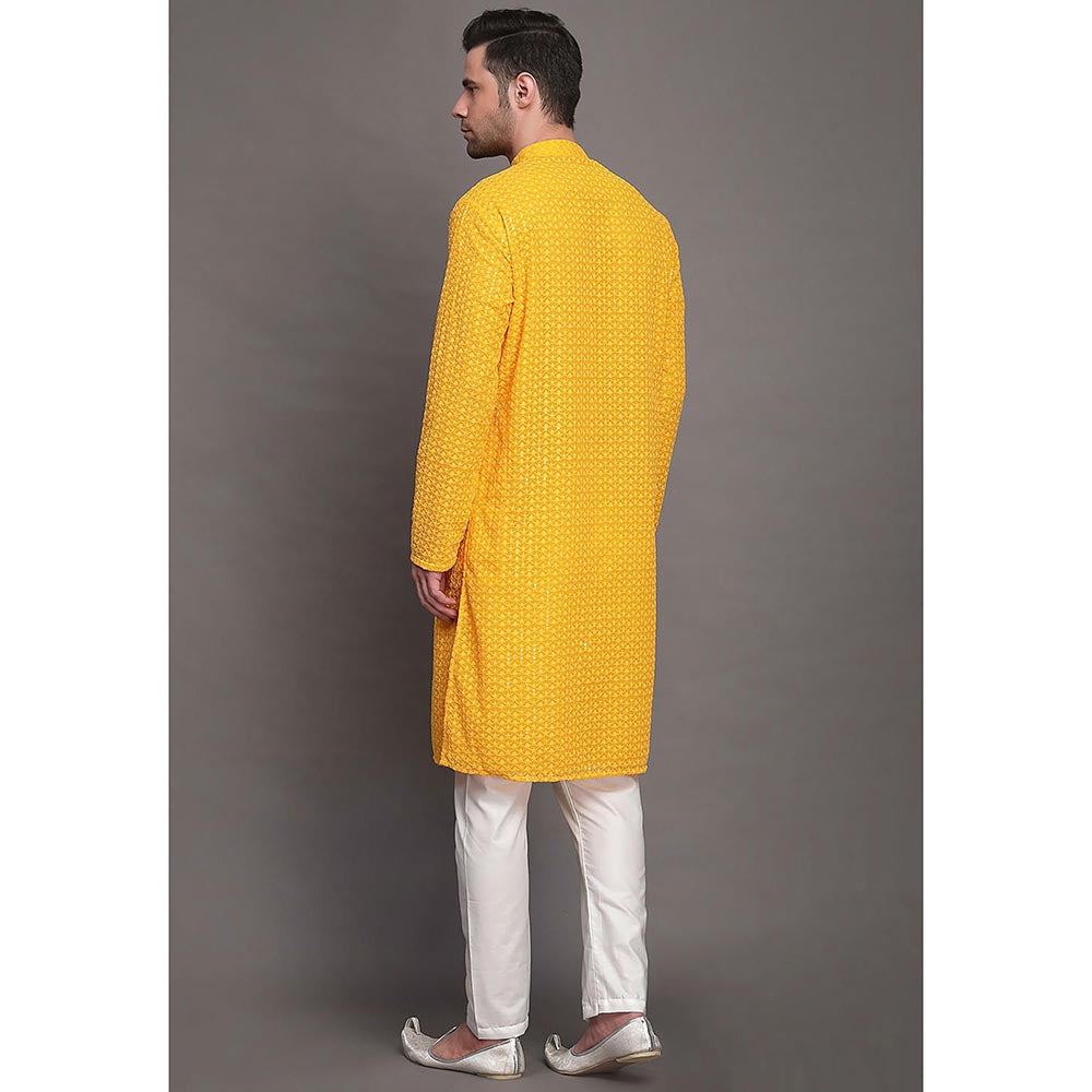 UTSAV FASHION Mandarin Collar Embroidered Kurta and Pant
