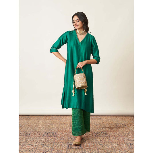 Vaaya Gold The Maharani Potli Bag With Detachable Straps