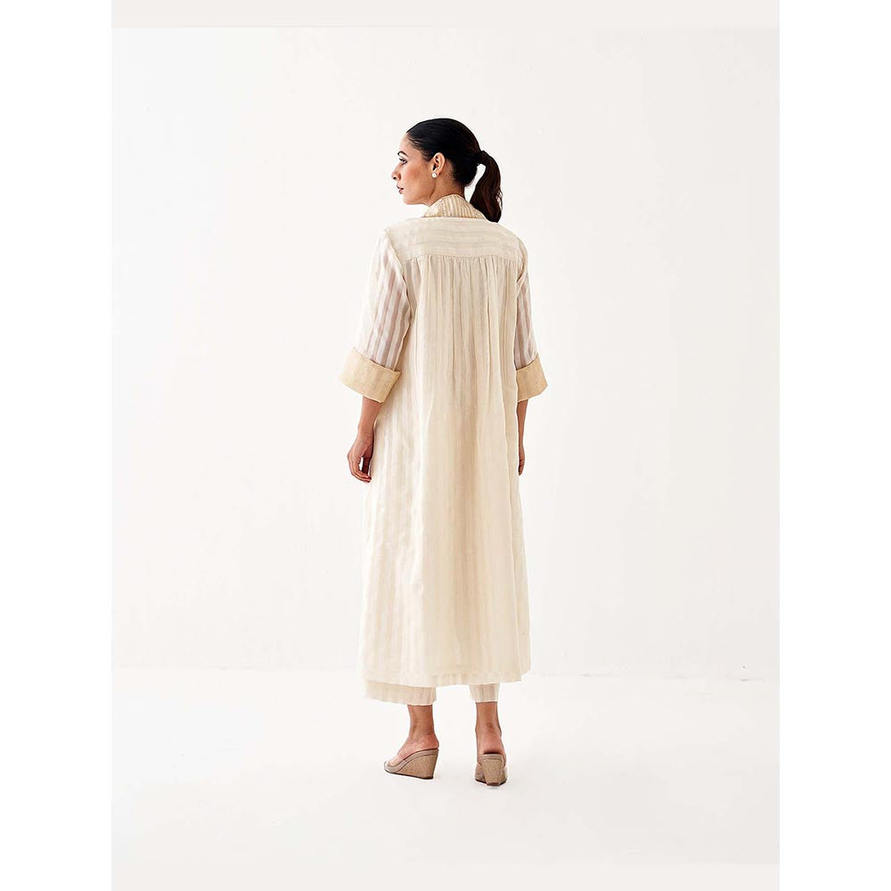 Vaaya The Chandani Silk Chanderi Ensemble Handwork Kurta with Pant