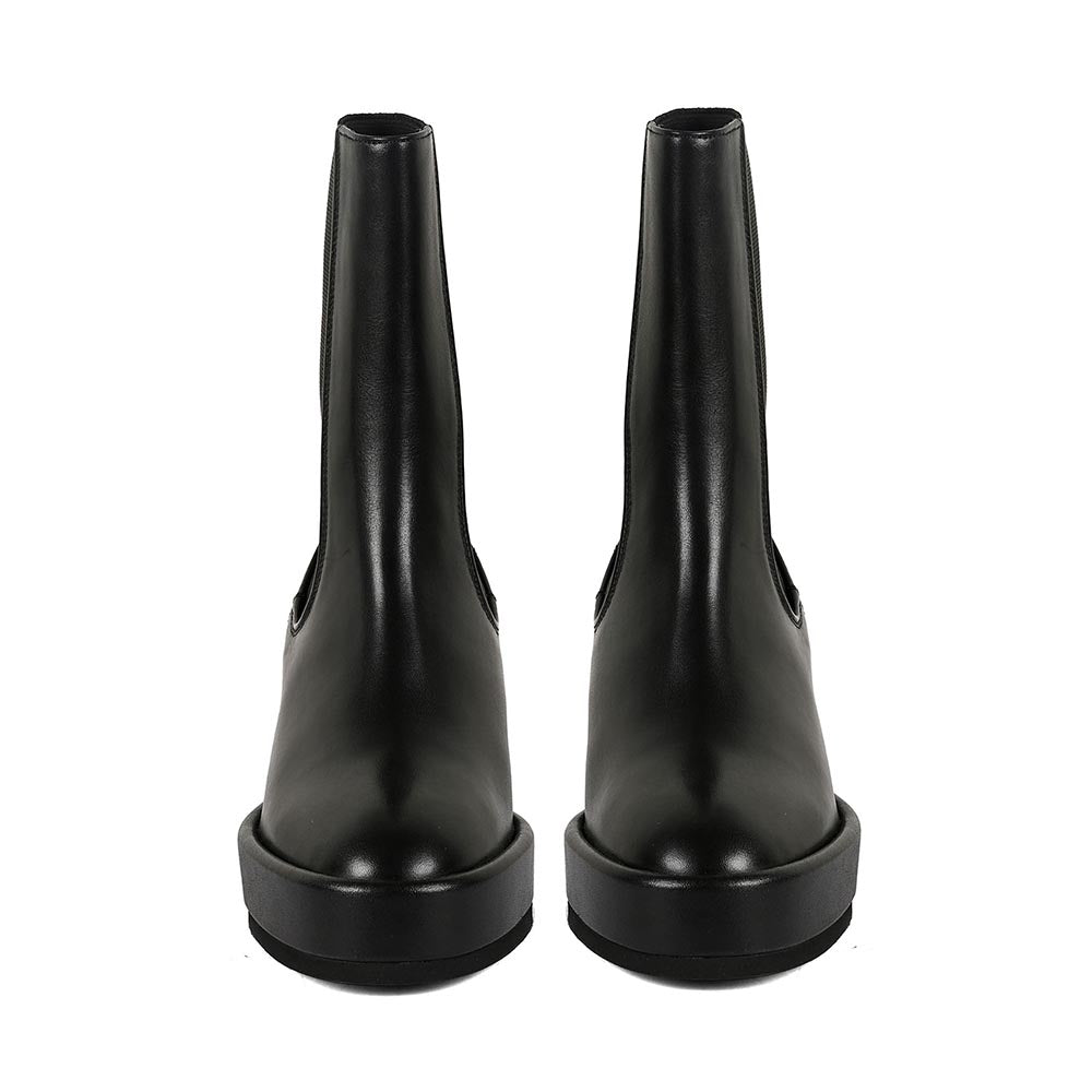 Vanilla Moon Black Solid Plain Chelsea Boots