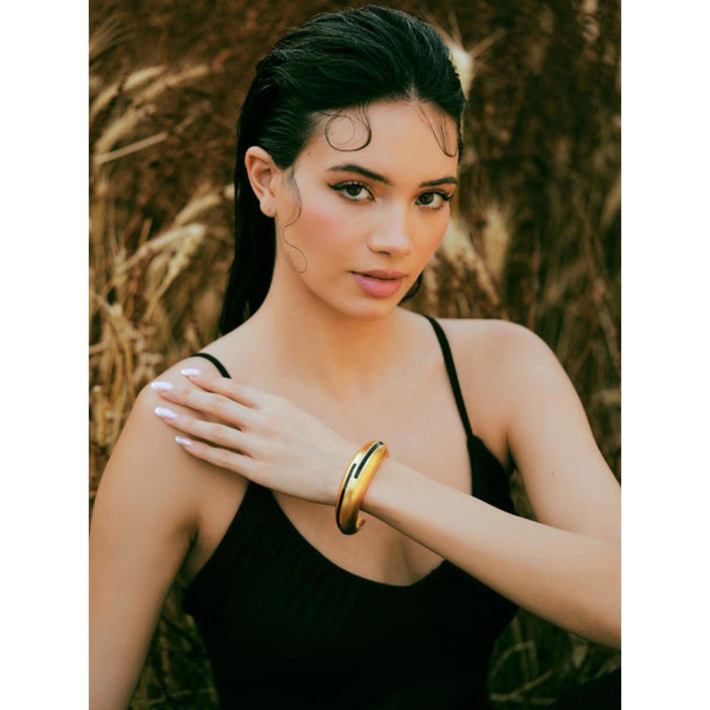 VARNIKA ARORA Circlet Black Enamel Gold Bangle