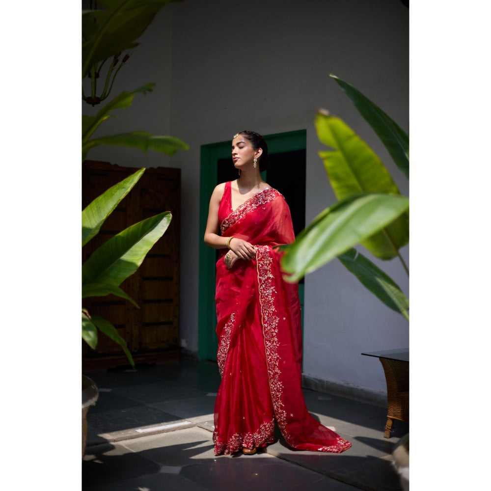 Vashisht Guru Dutt Red Taramandal Saree with Stitched Blouse