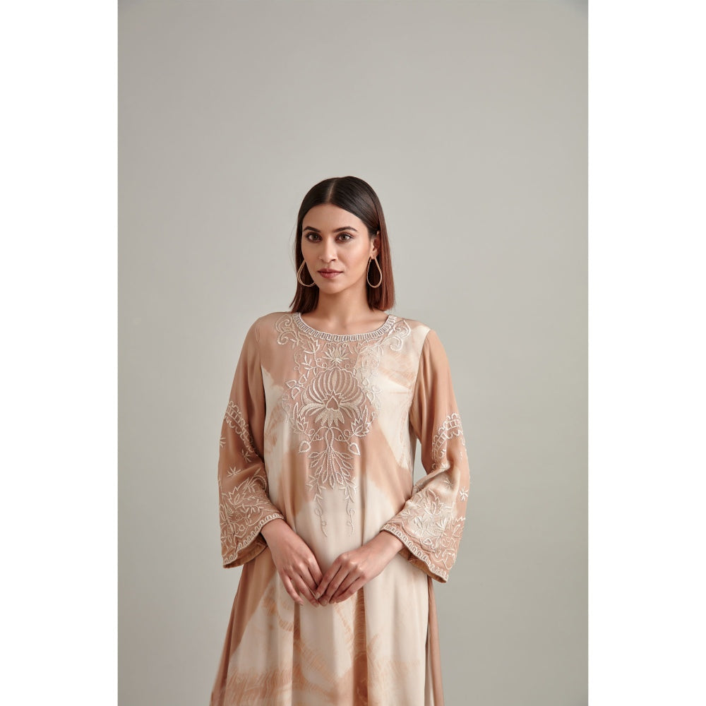 Vedika Soni Brown Tie And Dye Kurta with Pant (Set of 2)