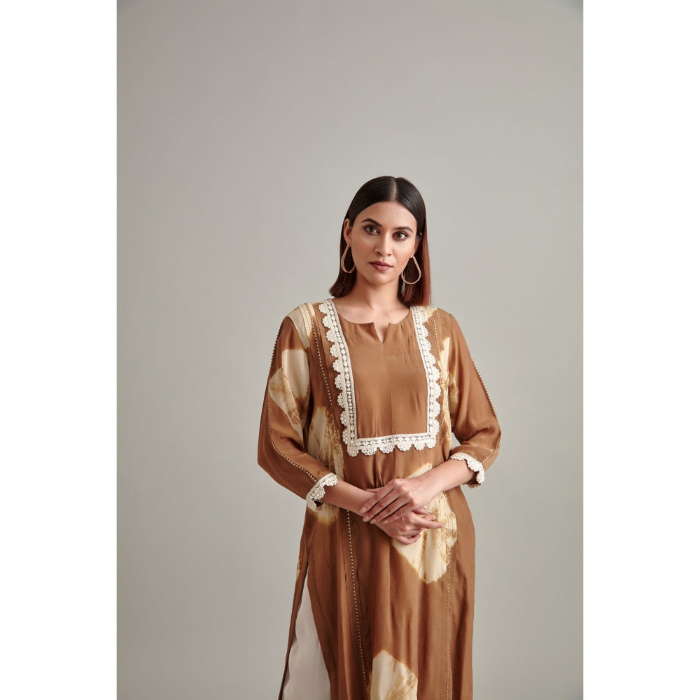 Vedika Soni Brown Tie And Dye Kurta with Pant (Set of 2)
