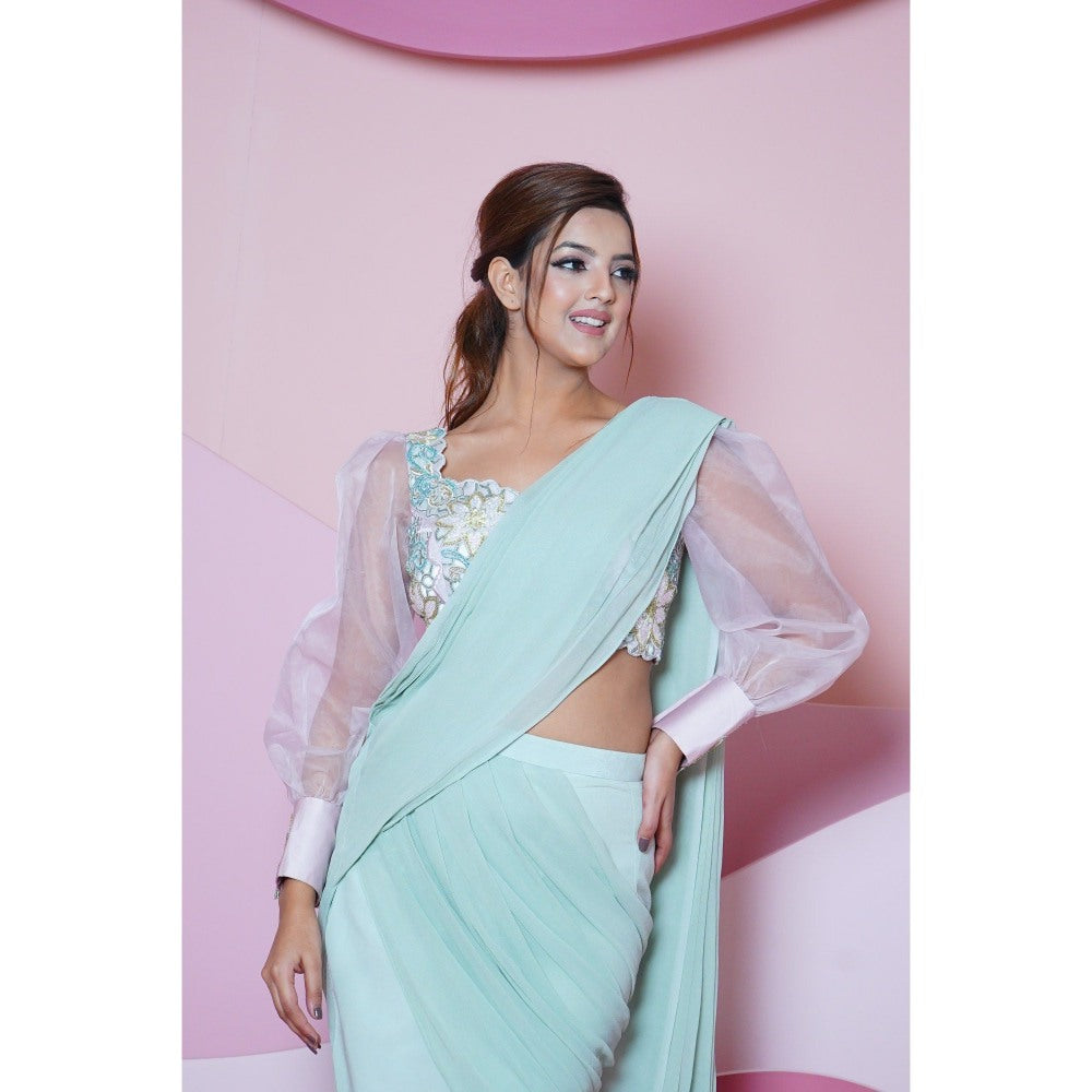Vedika Soni Pink Green Pre-Stitched Saree with Stitched Blouse And Petticoat