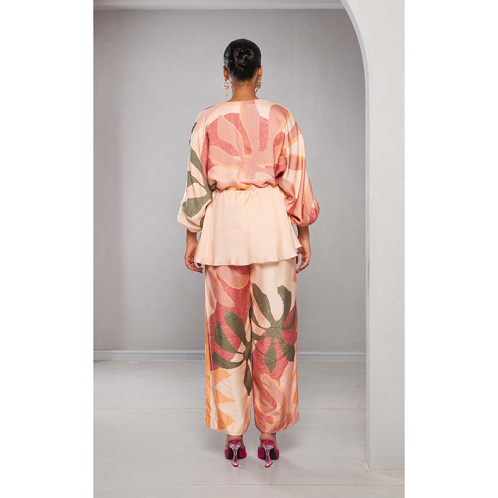 Vedika M Peach Floral Printed Co-Ord (Set of 2)