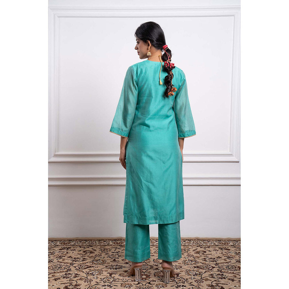 Vinusto Chanderi Handloom Embroidered Straight Kurta with Pant and Dupatta (Set of 3)