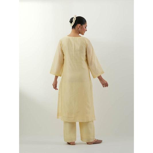 Vinusto Cream V Neck Embroidered Kurta With Pant And Dupatta