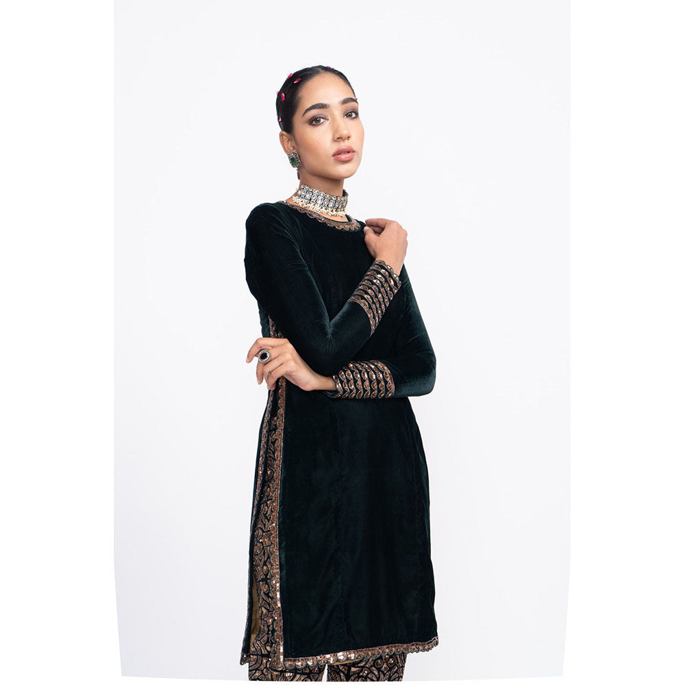 Vvani by Vani Vats Deep Green Velvet Kurta & Pant (Set of 2)