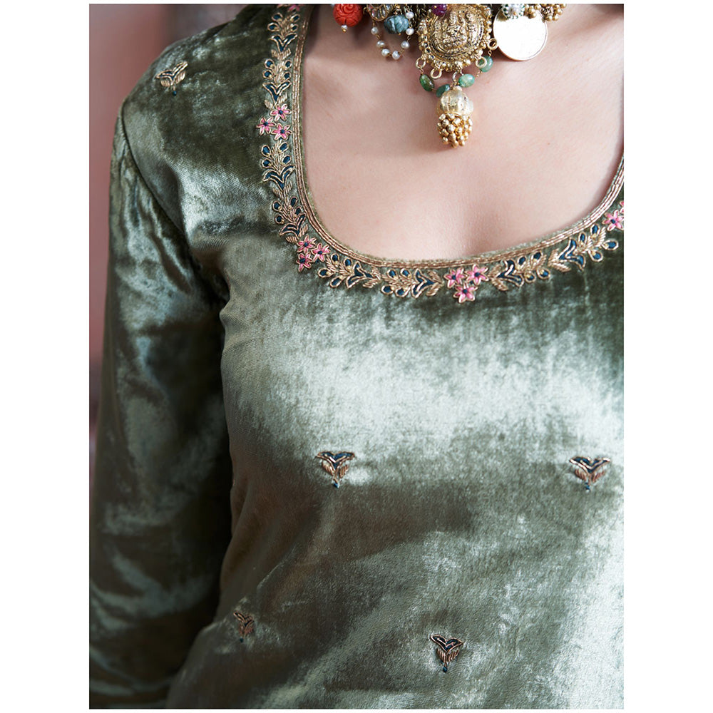 WeaverStory Olive Green Hand Embroidered Kurta with Salwar & Peach Organza Dupatta (Set of 3)