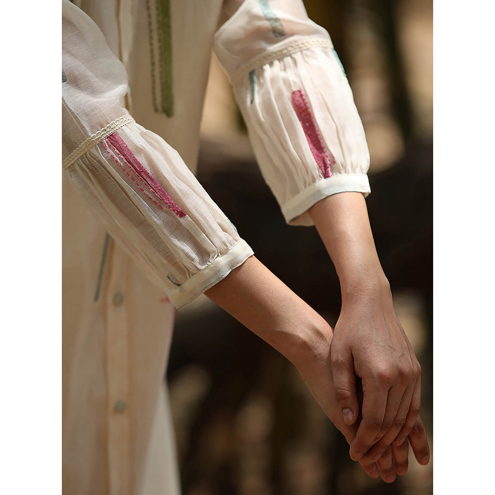 WeaverStory Off White Printed Dress