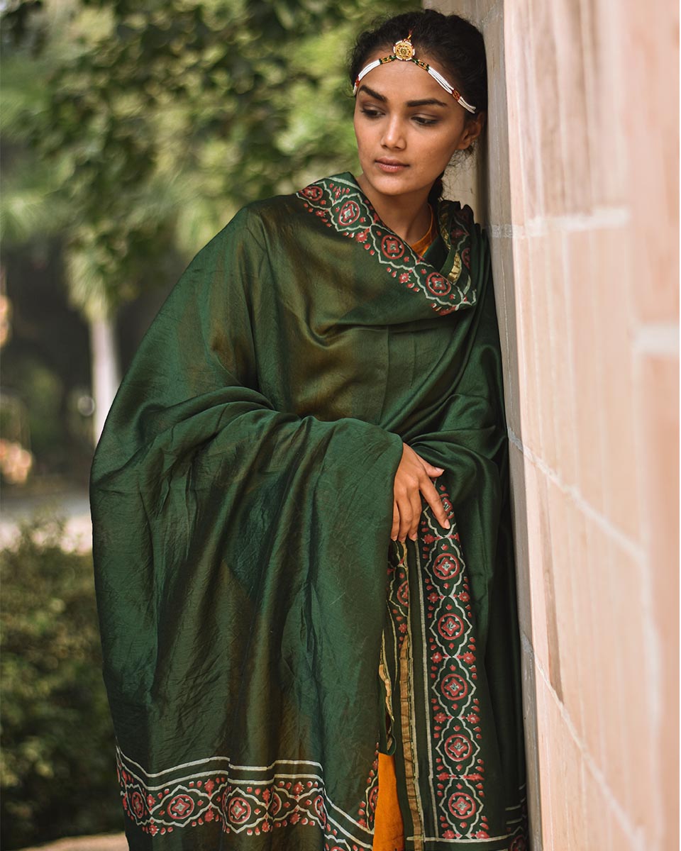 Chidiyaa Forest Green Blockprinted Mashru Silk Dupatta